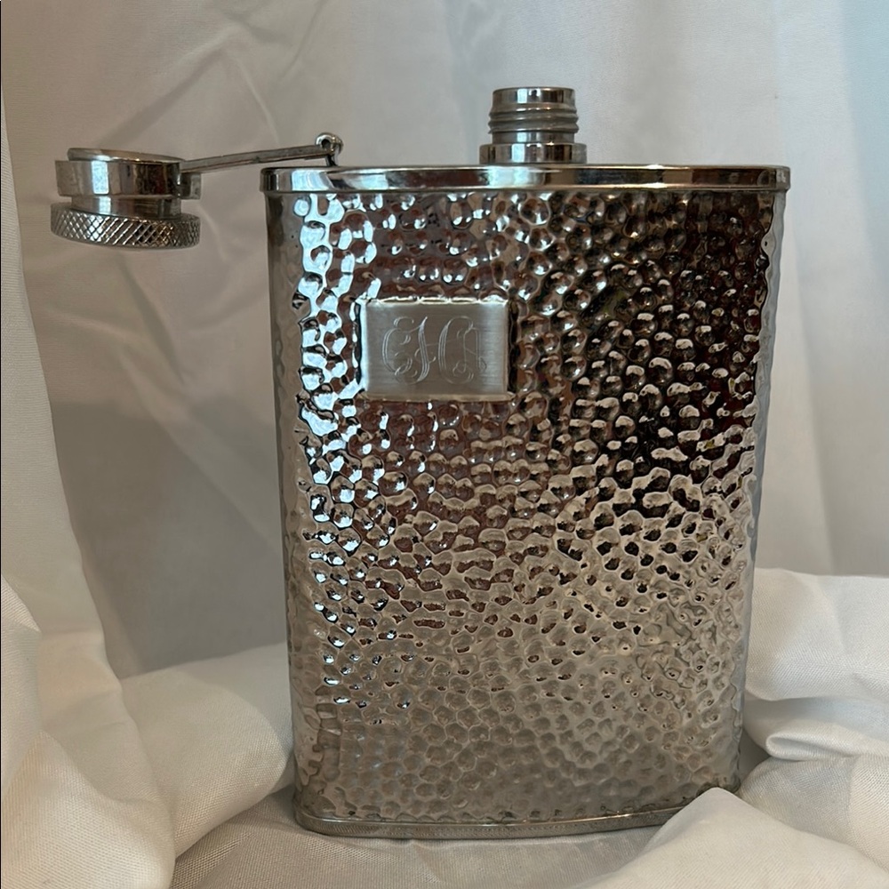 Corkscrew & Flask - Picture 8 of 9